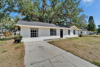 8818 Ashman Rd in Riverview, FL - Building Photo - Building Photo