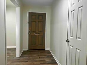 8106 Mullins Dr in Houston, TX - Building Photo - Building Photo