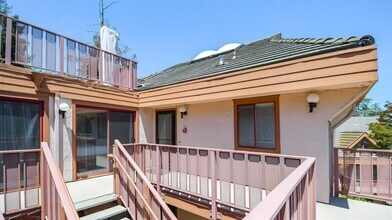 4149 El Camino Way in Palo Alto, CA - Building Photo - Building Photo
