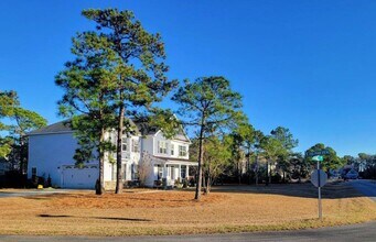 304 E Dolphin View in Sneads Ferry, NC - Building Photo - Building Photo