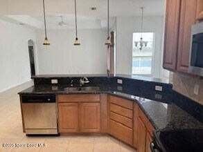 544 Hiking Tr in West Melbourne, FL - Building Photo - Building Photo