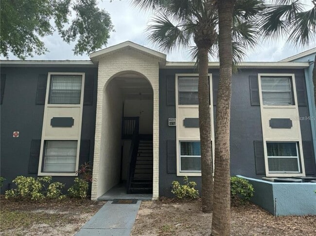 property at 2559 N Alafaya Trail