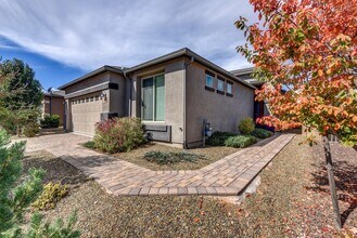 8008 N Music Mountain Ln in Prescott Valley, AZ - Foto de edificio - Building Photo