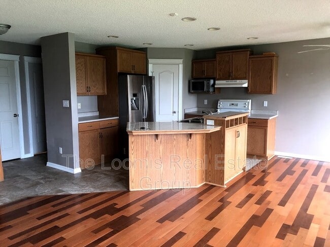 17218-17288 88 St NW in Edmonton, AB - Building Photo - Building Photo
