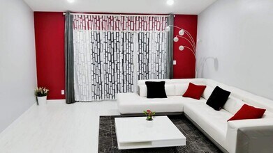 19625 Sedgefield Terrace in Boca Raton, FL - Building Photo - Building Photo