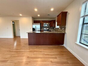 21003 Boggy Ford Rd in Lago Vista, TX - Building Photo - Building Photo