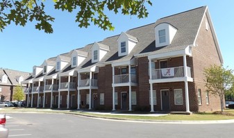 Old Row at Cloverdale Apartments