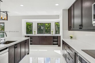 20160 NW 9th Dr in Pembroke Pines, FL - Building Photo - Building Photo