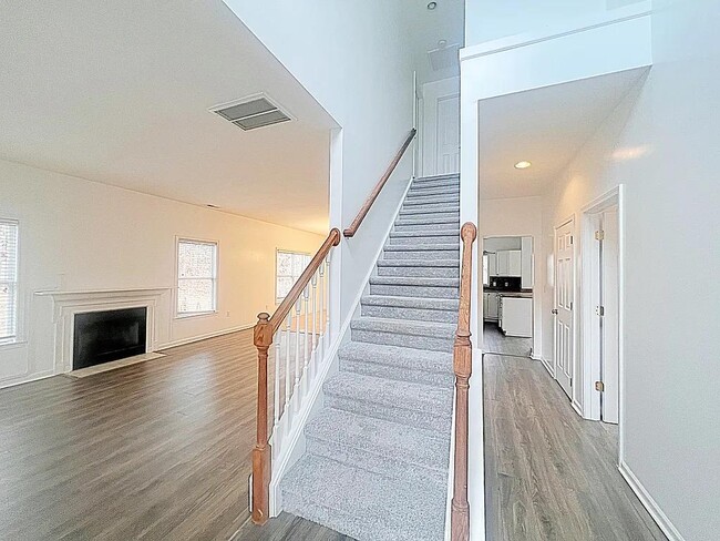 206 Beauclair Dr in Simpsonville, SC - Building Photo - Building Photo