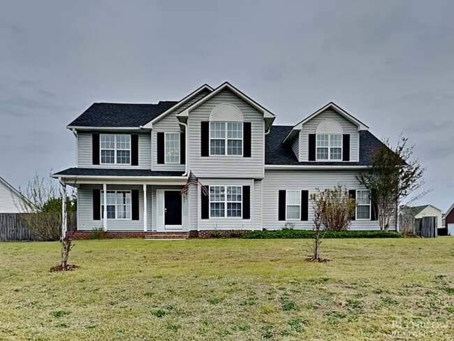 147 Scotland Dr in Spring Lake, NC - Building Photo - Building Photo