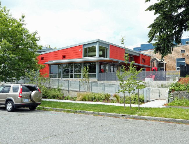 Bay Terrace in Tacoma, WA - Building Photo - Building Photo