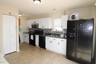 1724 Polaris Dr in Sumter, SC - Building Photo - Building Photo