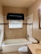 2905 Grassmere St in Shreveport, LA - Building Photo - Building Photo