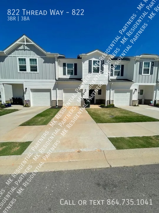 822 Thread Wy in Greer, SC - Building Photo - Building Photo