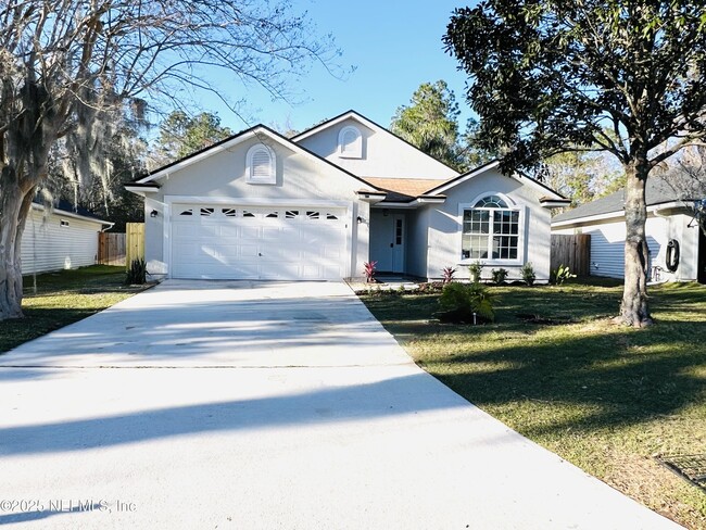 677 MacKenzie Cir in St. Augustine, FL - Building Photo - Building Photo