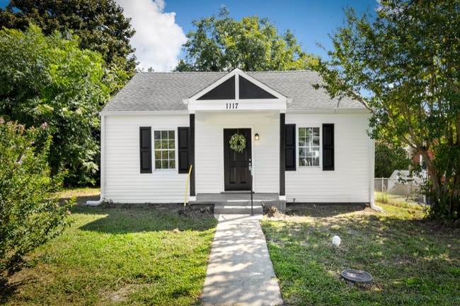 property at 1117 Patterson St