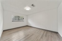 9750 Guest St photo'