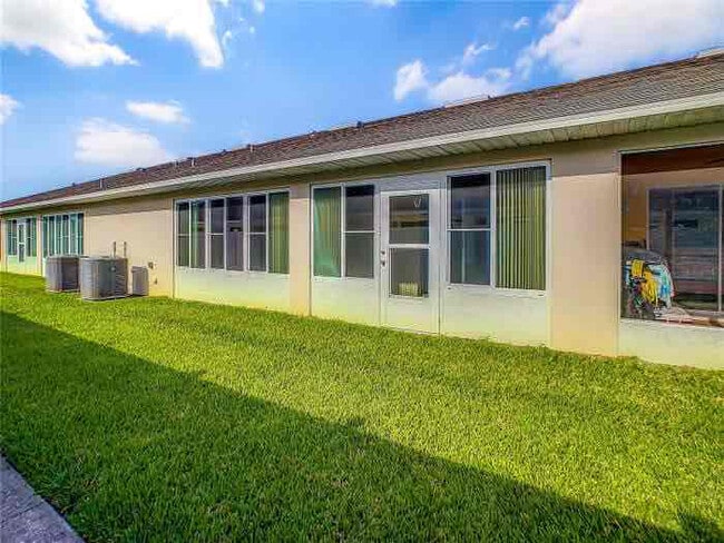 2685 Shelby Ruth Pl in St. Cloud, FL - Building Photo - Building Photo