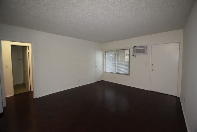 4201 Arch Dr, Unit 01 in Los Angeles, CA - Building Photo - Building Photo