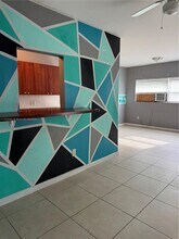2060 Hollywood Blvd in Hollywood, FL - Building Photo - Building Photo