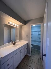 6270 Jamestown Dr in Horn Lake, MS - Building Photo - Building Photo