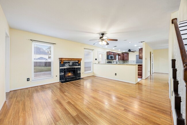 18311 Oak Hampton Dr