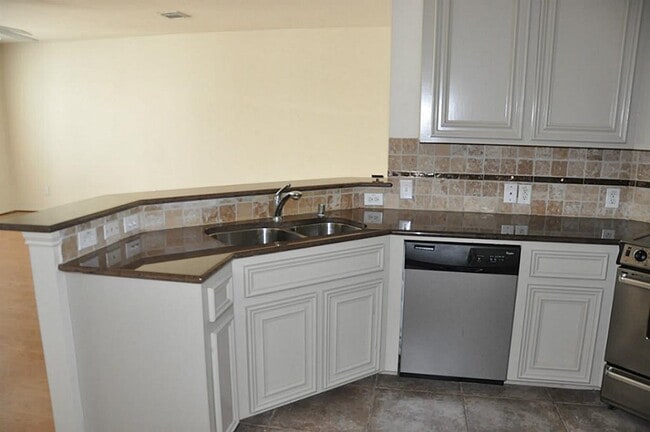 property at 2020 Mason St