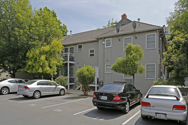 The Esquire in Sacramento, CA - Foto de edificio - Building Photo