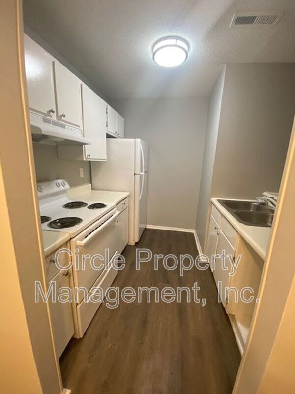 4025 Hunters Ridge Dr SW in Huntsville, AL - Building Photo - Building Photo