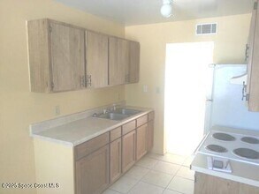 2190 Knox McRae Dr in Titusville, FL - Building Photo - Building Photo