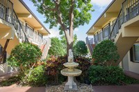 Palms of 23RD in Pompano Beach, FL - Foto de edificio - Building Photo