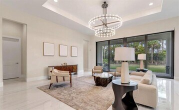 9280 Coral Isles Cir in Palm Beach Gardens, FL - Building Photo - Building Photo