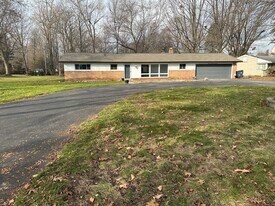 3711 Ruthland Dr in Troy, MI - Building Photo