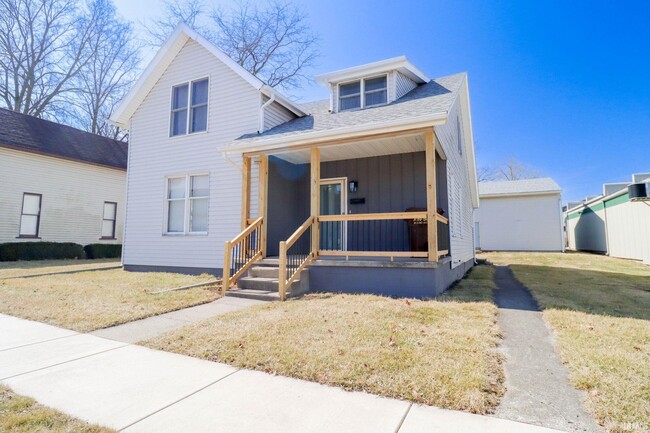 property at 1609 S Van Buren St