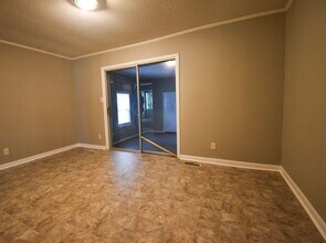 5138 Longbranch Dr in Fayetteville, NC - Building Photo - Building Photo