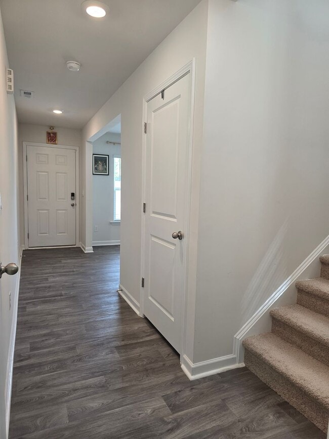 266 Palm Dr in Sanford, NC - Building Photo - Building Photo