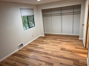 5506 220th St SW in Mountlake Terrace, WA - Building Photo - Building Photo