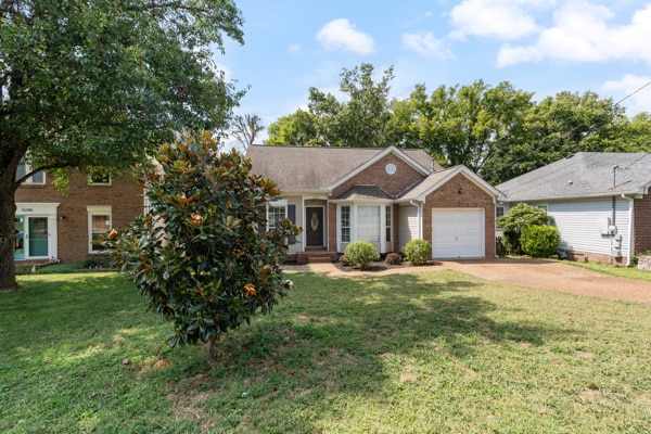 5244 Village Trce in Nashville, TN - Building Photo - Building Photo