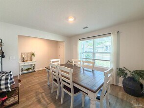 5469 Merlin in Milton, FL - Building Photo - Building Photo