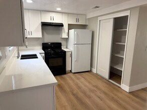 31 W 6th St in Tracy, CA - Building Photo - Building Photo