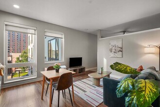 1410 Nicollet Ave in Minneapolis, MN - Building Photo - Building Photo
