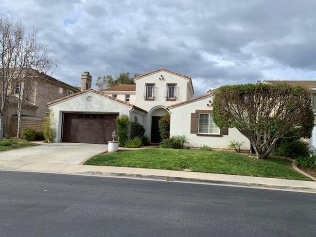 4567 Silverbell Cir in Moorpark, CA - Foto de edificio - Building Photo