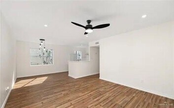 11 N 23rd St in McAllen, TX - Building Photo - Building Photo