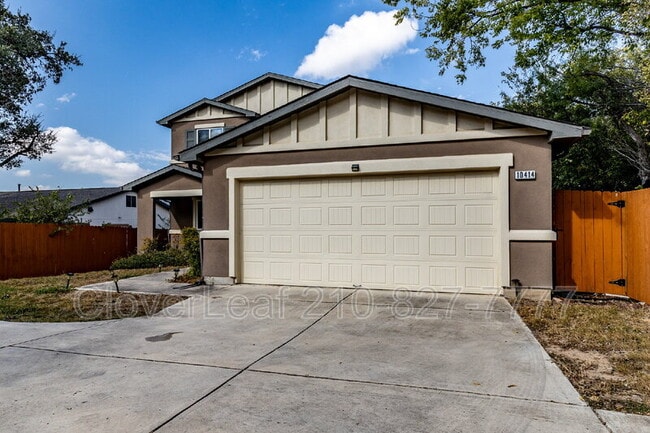 10414 Legacy Hl in San Antonio, TX - Building Photo - Building Photo