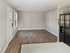 8 Old Starnes Cove Rd in Asheville, NC - Building Photo - Building Photo