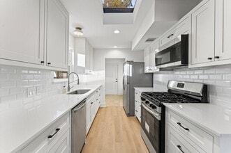 10607 Overbrook Ln in Houston, TX - Building Photo - Building Photo