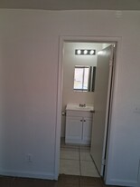 6966 Issac Ave in Las Vegas, NV - Building Photo