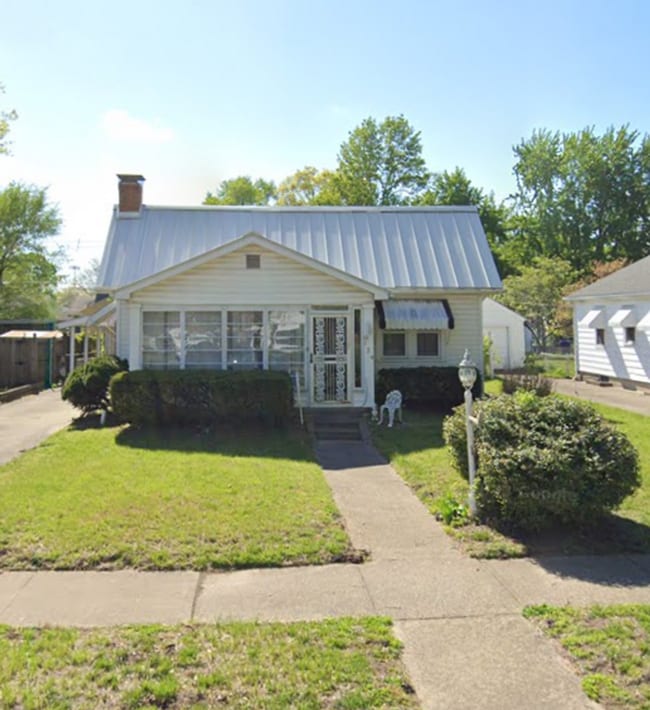 124 N 36th St in Terre Haute, IN - Building Photo - Building Photo