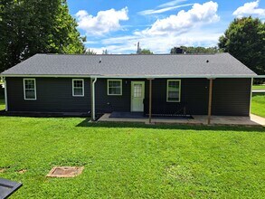 4705 Clarke St in Lynchburg, VA - Building Photo - Building Photo