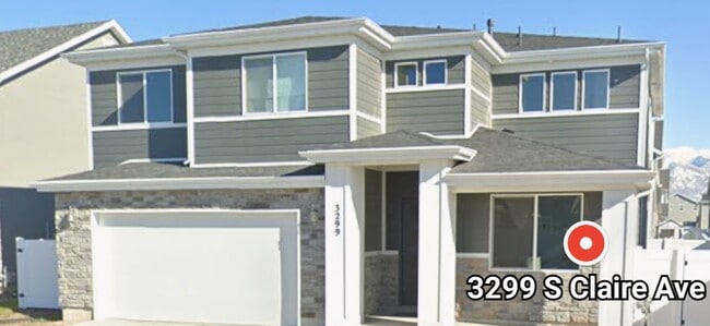 property at 3299 S Claire Ave